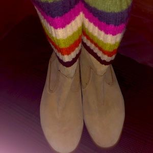 Coach Tatum size 10M beige suede short boots